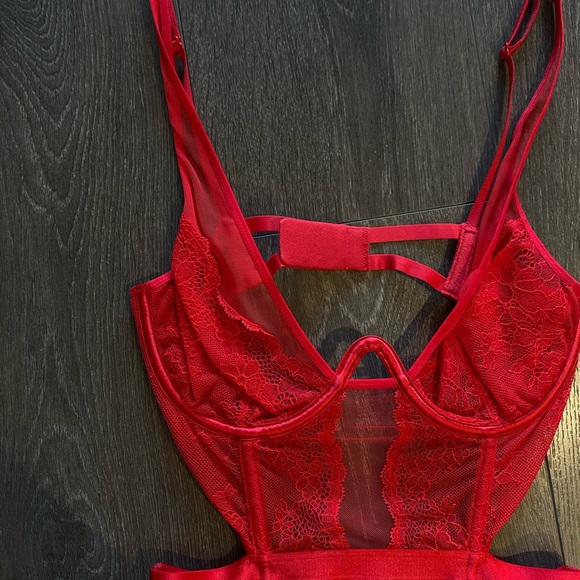 Victoria Secret VERY SEXY Chantilly Lace Corset - Picture 6 of 8